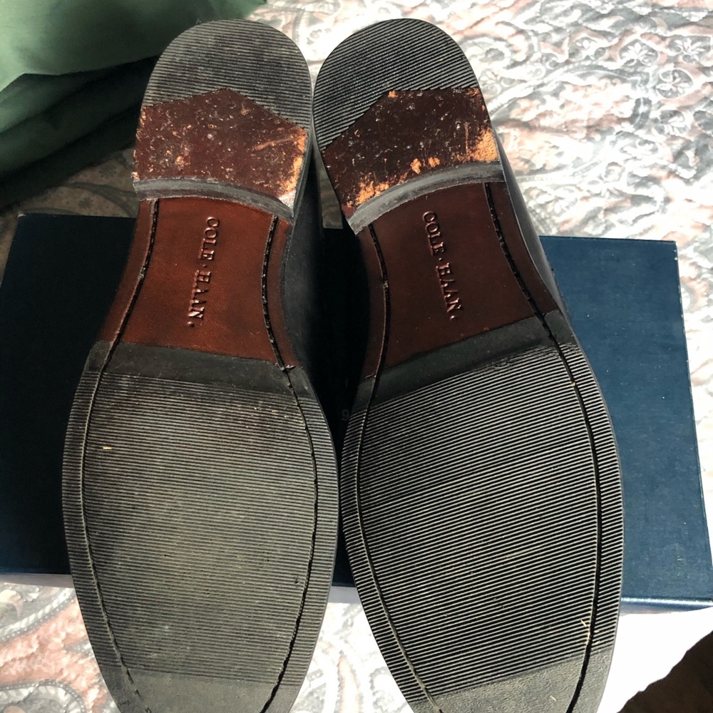 Shoes - Picture 2 of 3